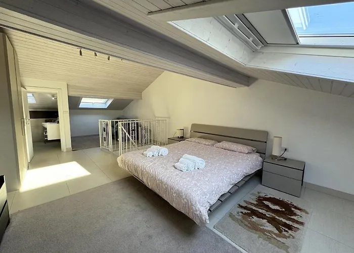 Bellavista Apt-garden & Lakeview *
