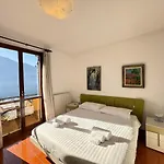 Bellavista Apt-garden & Lakeview Апартаменты
