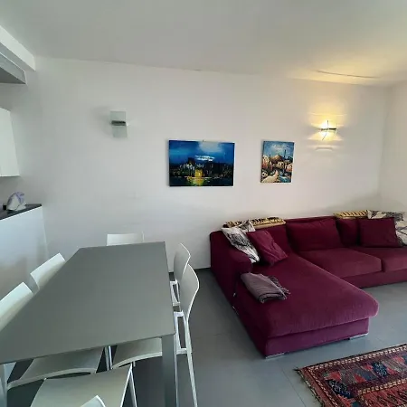 Апартаменты Bellavista Apt-garden & Lakeview Сала-Комачина