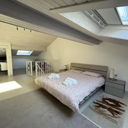 Bellavista Apt-garden & Lakeview *