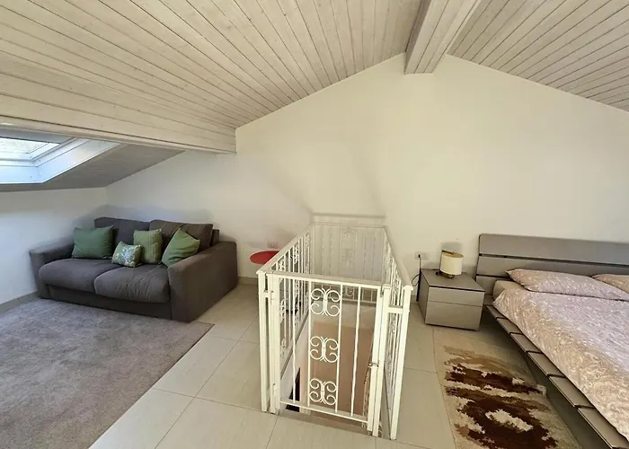 Bellavista Apt-garden & Lakeview Apartamento